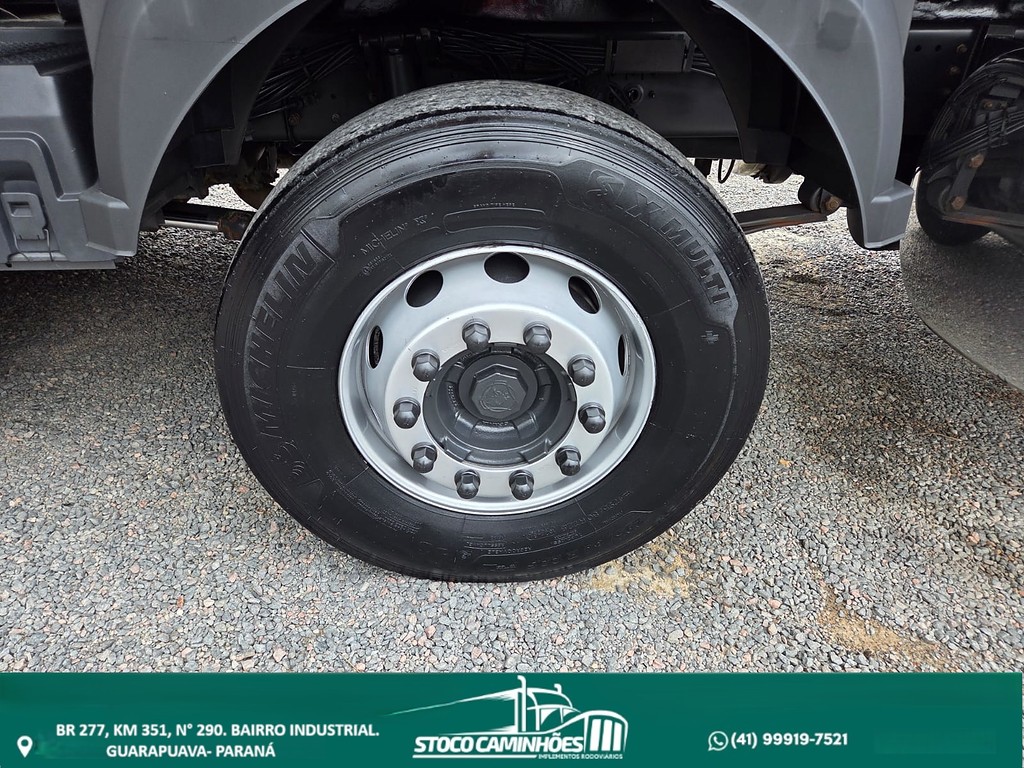 Caminhão SCANIA P320 Grade Baixa ANO 2019 de Stoco Caminhões no Paraná