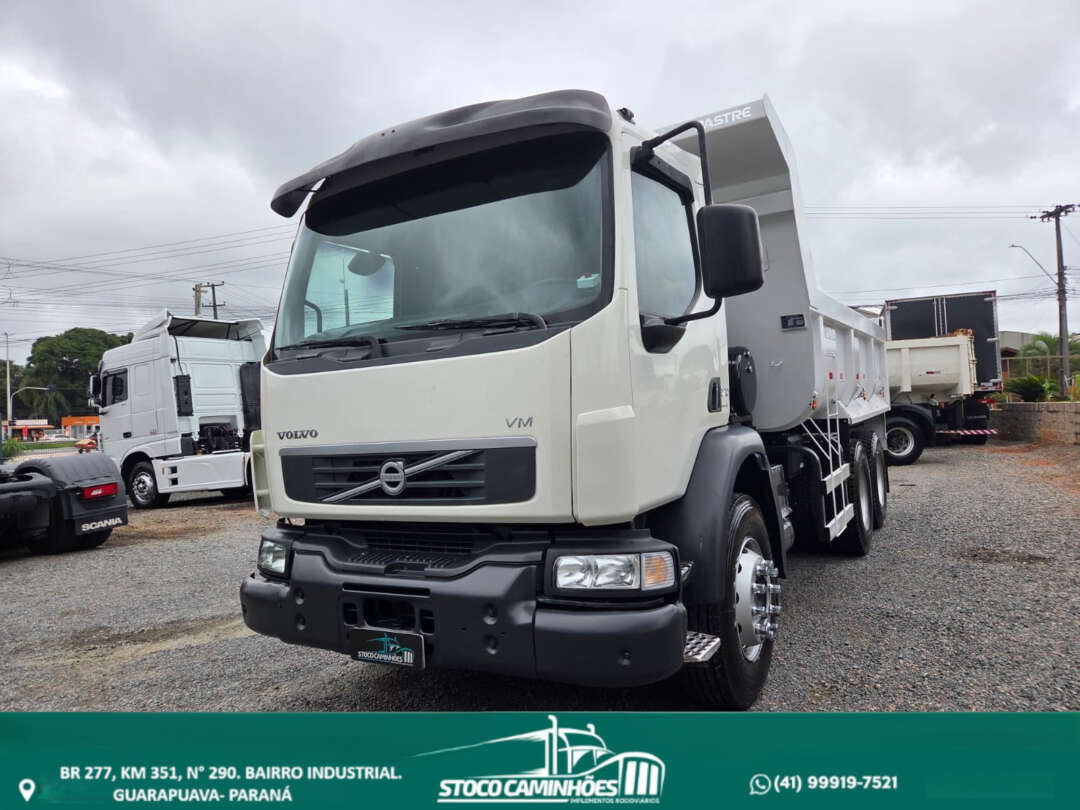Caminhão VOLVO VM 270 Caçamba Basculante ANO 2012 de Stoco Caminhões no Paraná