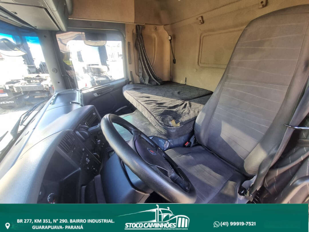 Caminhão SCANIA P360 Cavalo Mecânico ANO 15 de Stoco Caminhões no Paraná