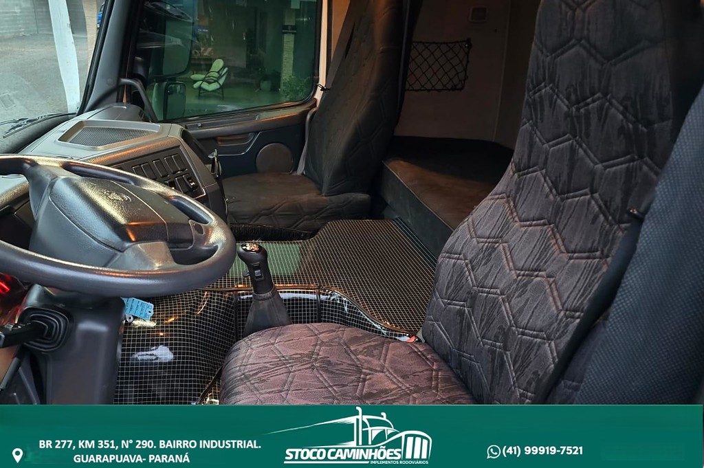 Caminhão VOLVO FM 370 Cavalo Mecânico ANO 2014 de Stoco Caminhões no Paraná
