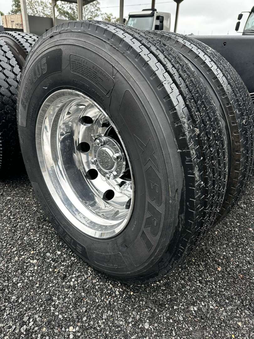 Caminhão MERCEDES BENZ MB 2426 Chassis ANO 2021 de G4 Caminhões no Paraná