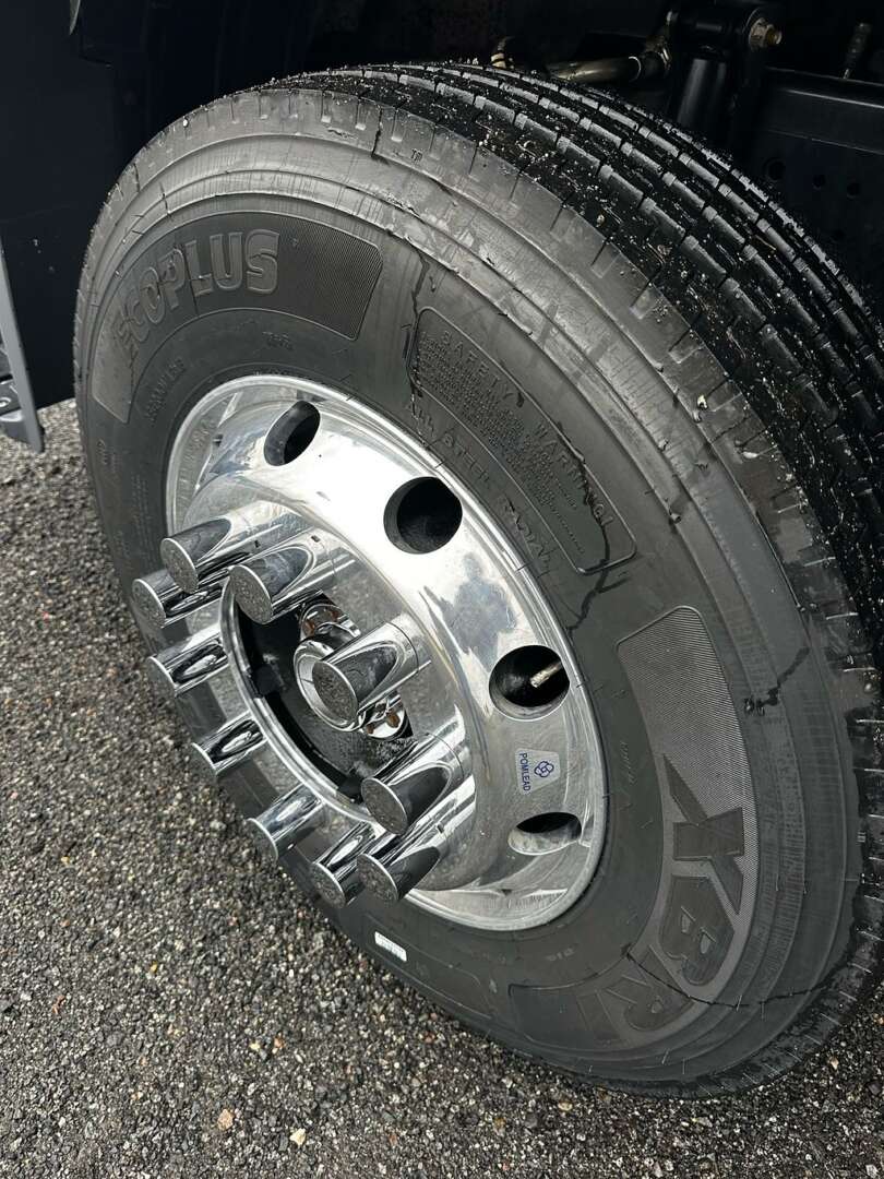 Caminhão MERCEDES BENZ MB 2426 Chassis ANO 2021 de G4 Caminhões no Paraná