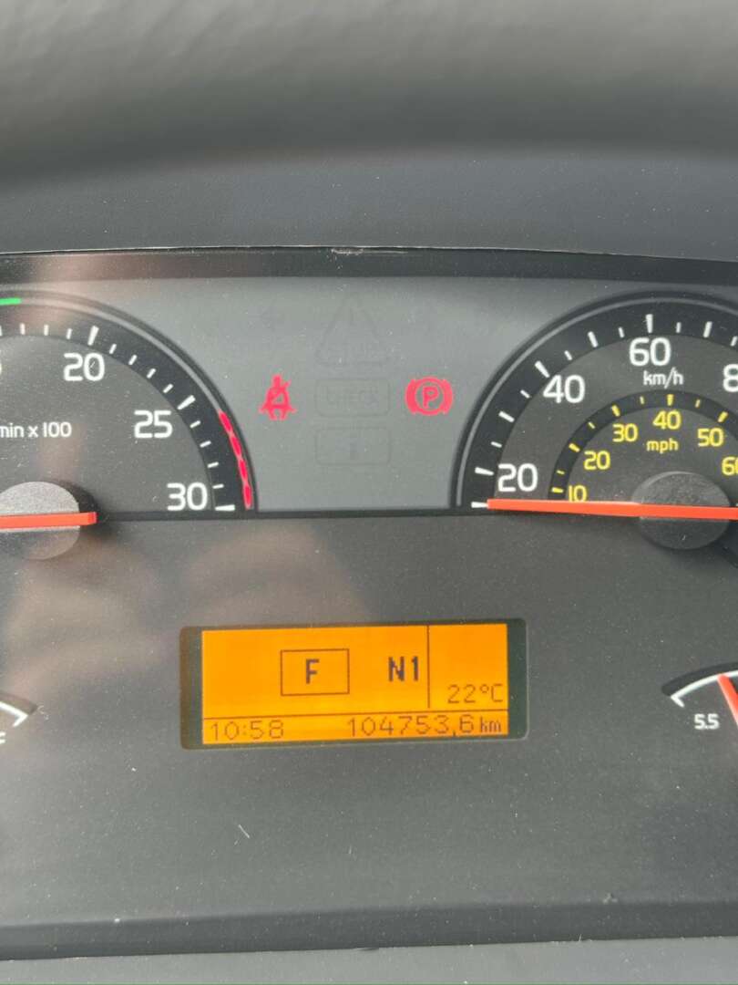 VOLVO VM 330 8X2 2021 de G4 Caminhões no Paraná