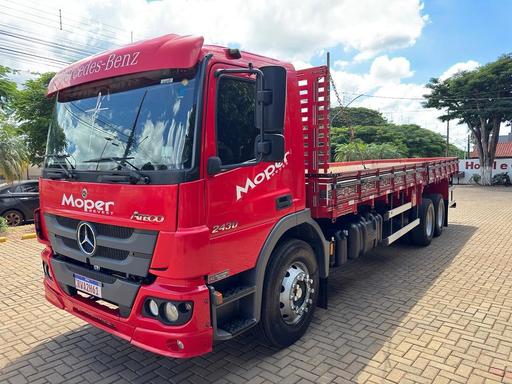 Caminhão MERCEDES BENZ MB 2430 Grade Baixa ANO 2022 de Moper no Mato Grosso do Sul