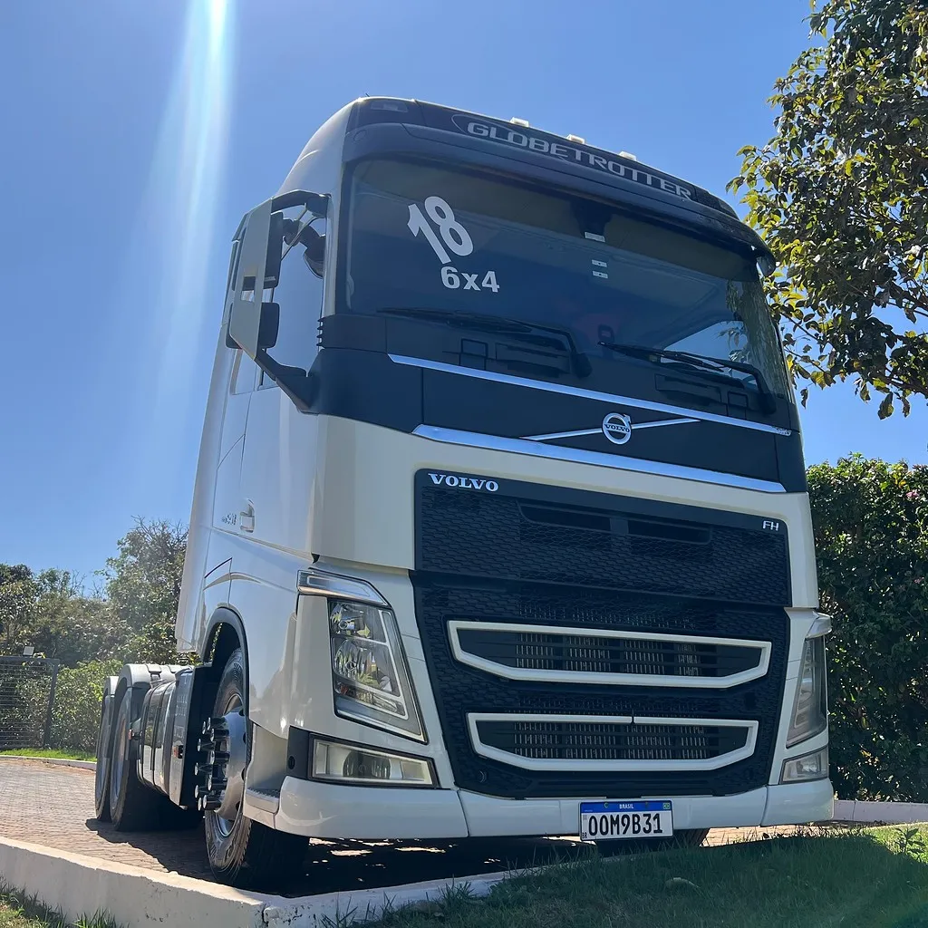 Caminhão VOLVO FH 540 Cavalo Mecânico ANO 2018 de Caiobá Seminovos no Mato Grosso do Sul