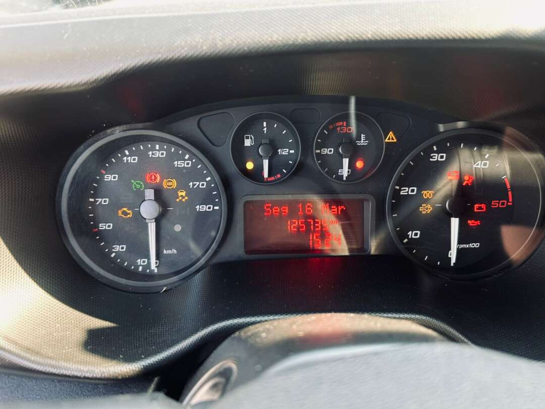 Caminhão IVECO DAILY 35-150 Baú Refrigerado ANO 2022 de Venda Truck Anuncios São Paulo em São Paulo