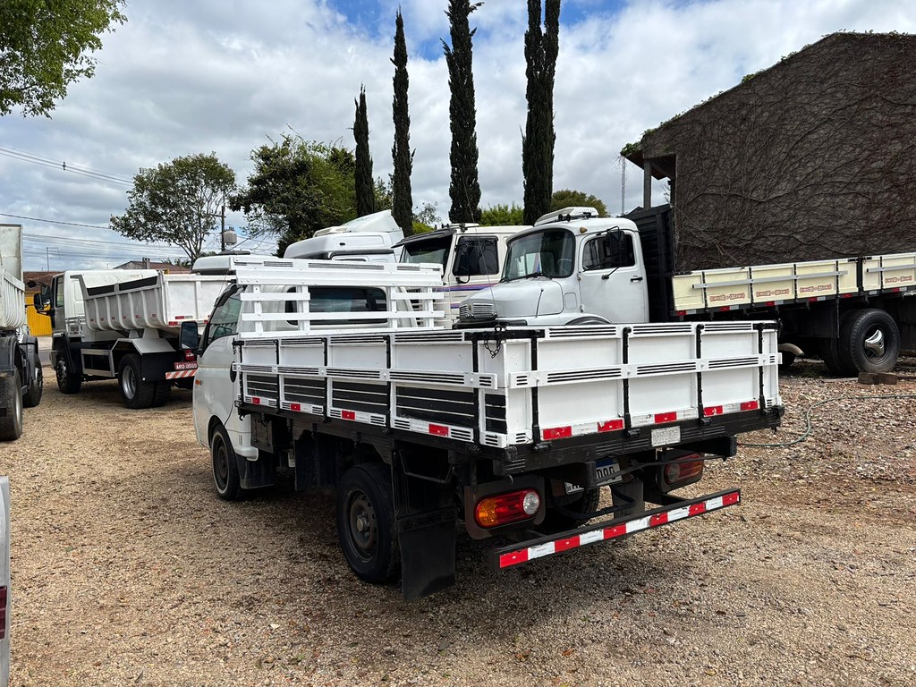 Caminhão HYUNDAI HR Carroceria ANO 20192.000006 de Peregrino Caminhões no Paraná