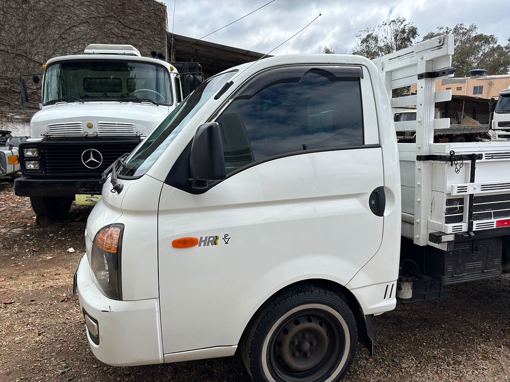 Caminhão HYUNDAI HR Carroceria ANO 20192.000006 de Peregrino Caminhões no Paraná