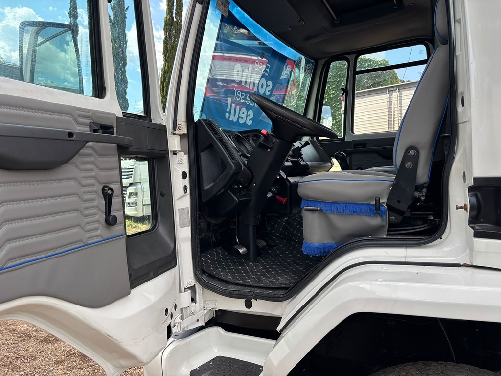 Caminhão FORD CARGO 1722 Caçamba Basculante ANO 2009 de Peregrino Caminhões no Paraná