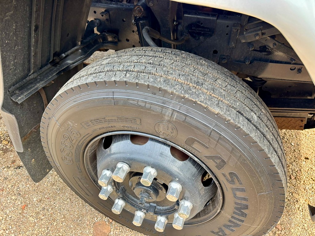 Caminhão FORD CARGO 2422 Carroceria ANO 2011 de Peregrino Caminhões no Paraná