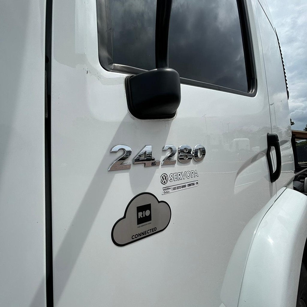 Caminhão VOLKSWAGEN VW 24280 Chassis ANO 2023 de Patio 201 Caminhoes e Carretas no Paraná