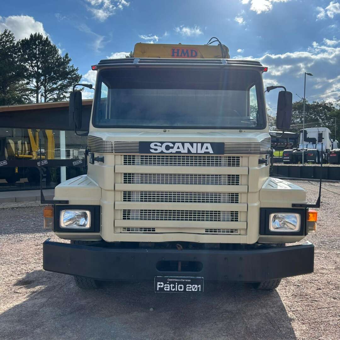 Caminhão SCANIA 112 360 Guincho Munck 1991 de Patio 201 Caminhoes e Carretas no Paraná