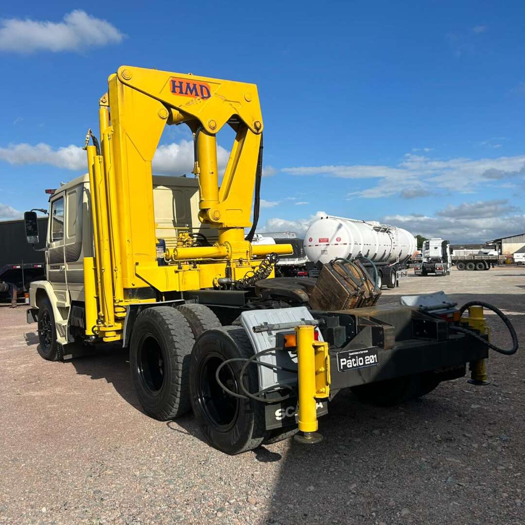Caminhão SCANIA 112 360 Guincho Munck 1991 de Patio 201 Caminhoes e Carretas no Paraná