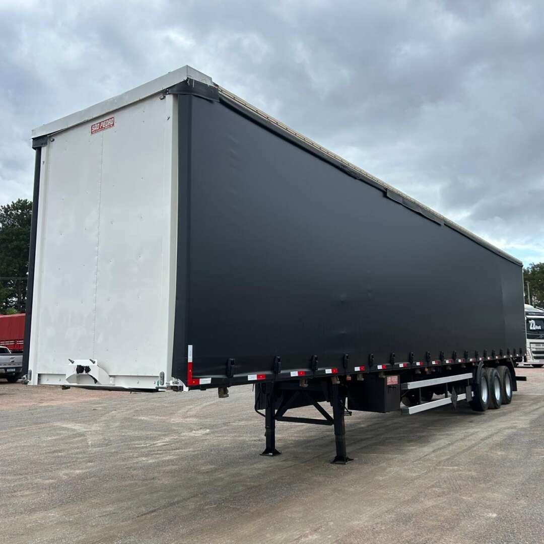 Carreta SEMI-REBOQUE BAU SIDER São Pedro ANO 2020 3 Eixos de Patio 201 Caminhoes e Carretas no Paraná