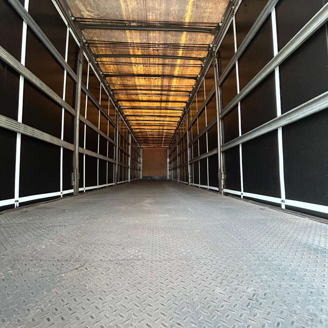 Carreta SEMI-REBOQUE BAU SIDER São Pedro ANO 2020 3 Eixos de Patio 201 Caminhoes e Carretas no Paraná