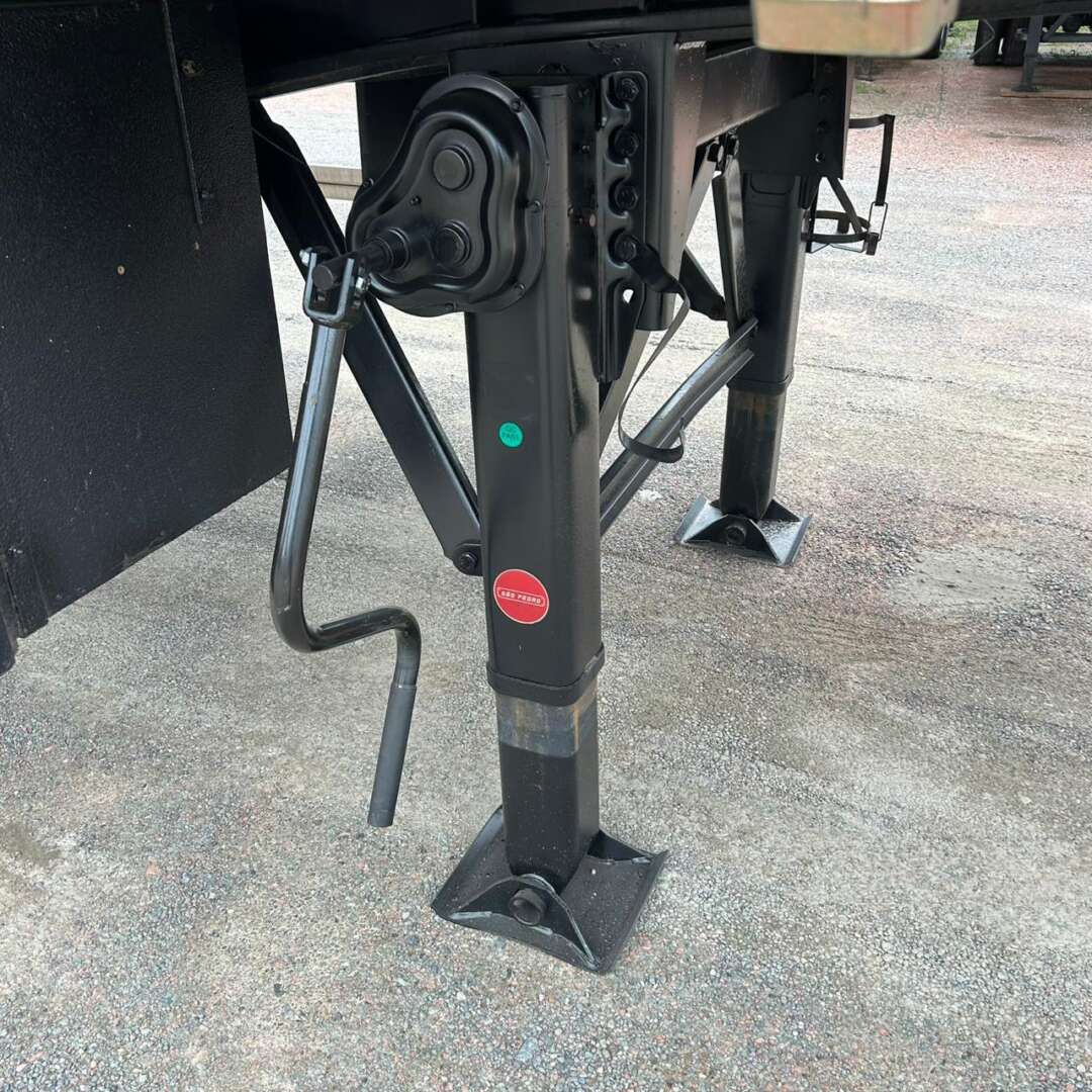 Carreta SEMI-REBOQUE BAU SIDER São Pedro ANO 2020 3 Eixos de Patio 201 Caminhoes e Carretas no Paraná