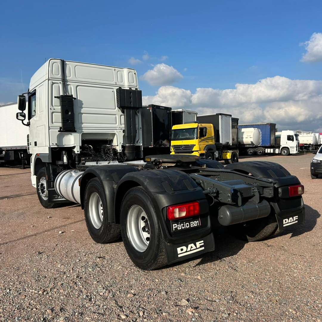 Caminhão DAF XF105 510 Cavalo Mecânico ANO 2020 de Patio 201 Caminhoes e Carretas no Paraná