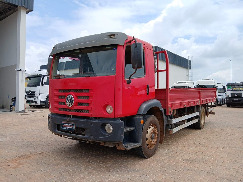 Caminhão VOLKSWAGEN VW 15190 Carroceria ANO 2019 de Fernando Vamos Seminovos em São Paulo