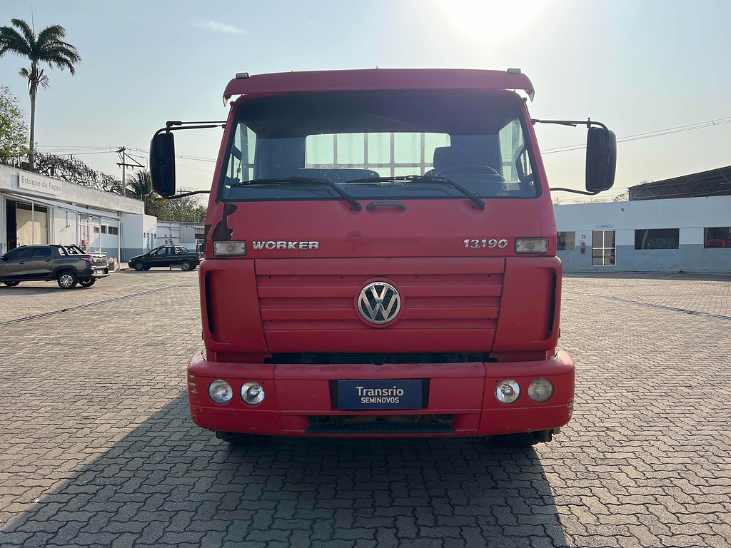 Caminhão VOLKSWAGEN VW 13190 Carroceria ANO 2013 de Fernando Vamos Seminovos em São Paulo