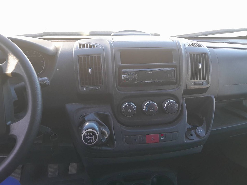 Caminhão ·UTILITÁRIO FIAT DUCATO MINIBUS 2.3 Passageiro ANO 2021 de Thiago Vamos Seminovos em São Paulo