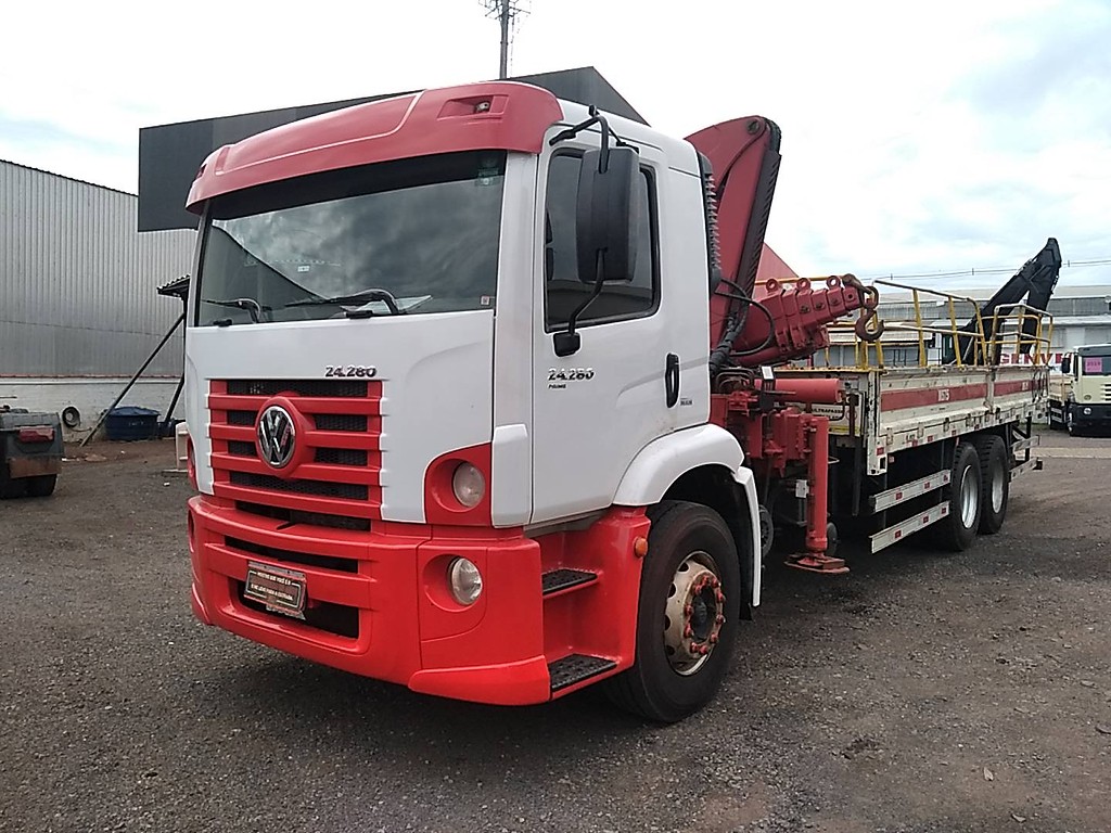 Caminhão VOLKSWAGEN VW 24280 Guincho Munck ANO 2018 de Fernando Vamos Seminovos em São Paulo