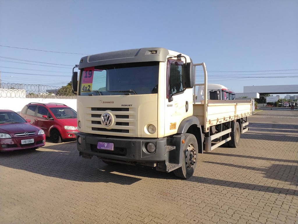 Caminhão VOLKSWAGEN VW 15190 Carroceria ANO 2019 de Fernando Vamos Seminovos em São Paulo