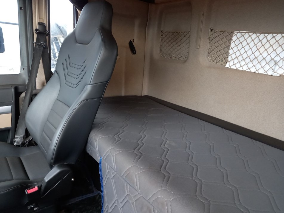 Caminhão VOLKSWAGEN METEOR 28460 Chassis ANO 2023 de Thiago Vamos Seminovos em São Paulo