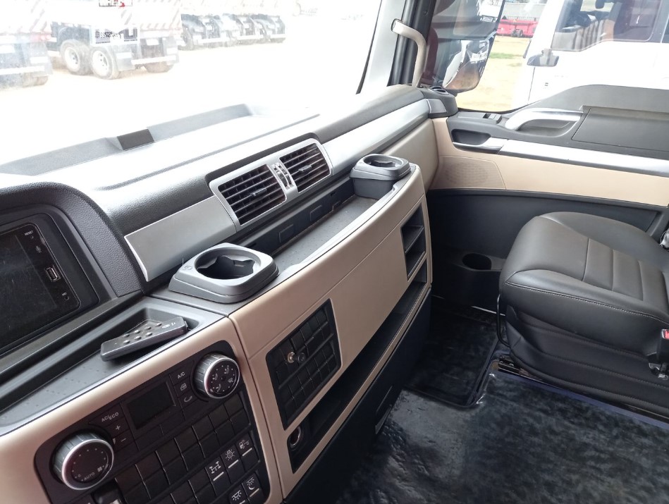 Caminhão VOLKSWAGEN METEOR 28460 Chassis ANO 2023 de Thiago Vamos Seminovos em São Paulo