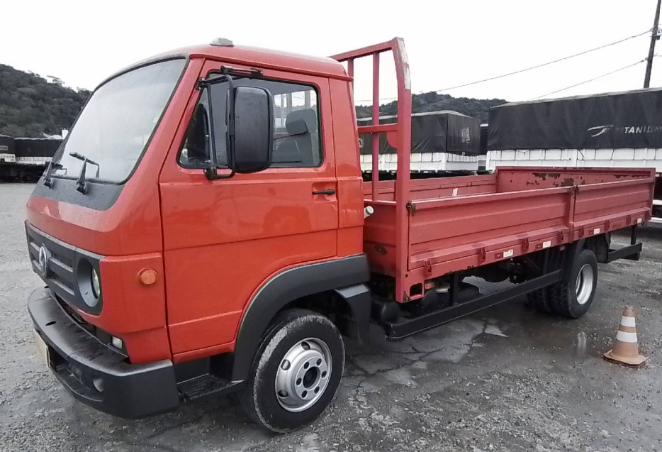 Caminhão VOLKSWAGEN VW 10160 Carroceria ANO 2018 de Thiago Vamos Seminovos em São Paulo