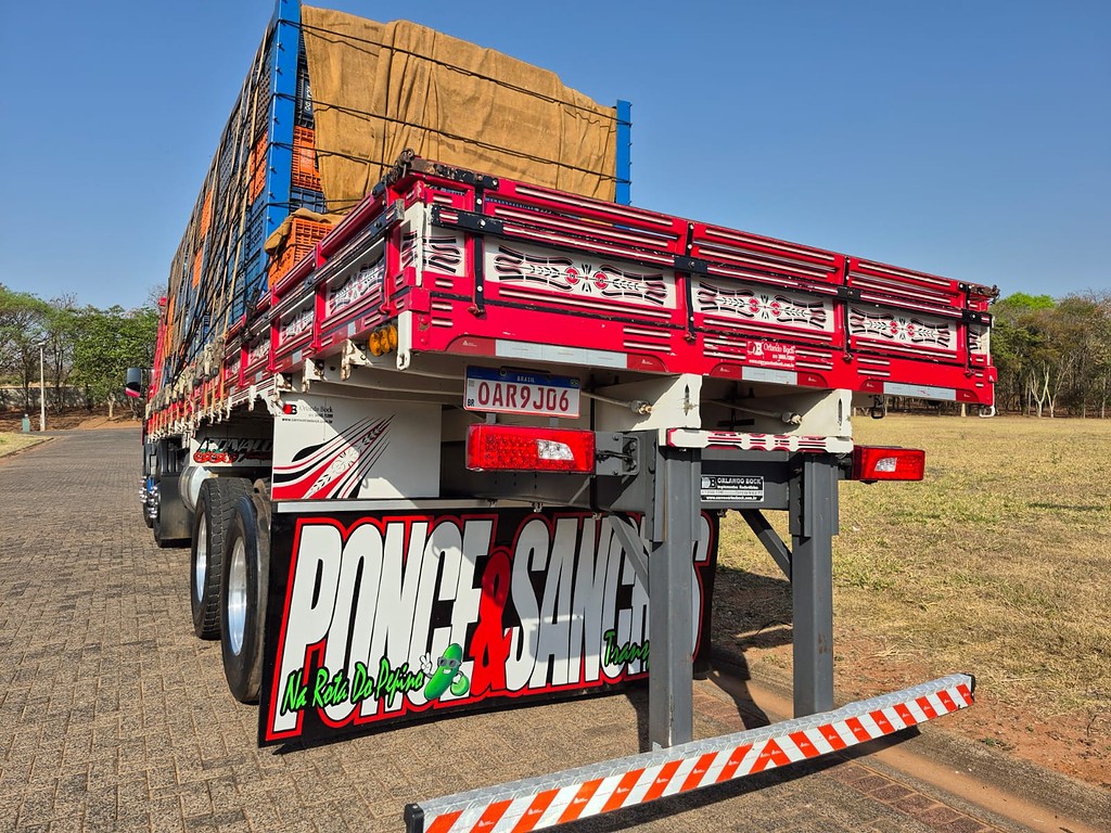 Caminhão SCANIA P310 Carga Seca ANO 2013 de Ponce Sanches Transportes em São Paulo