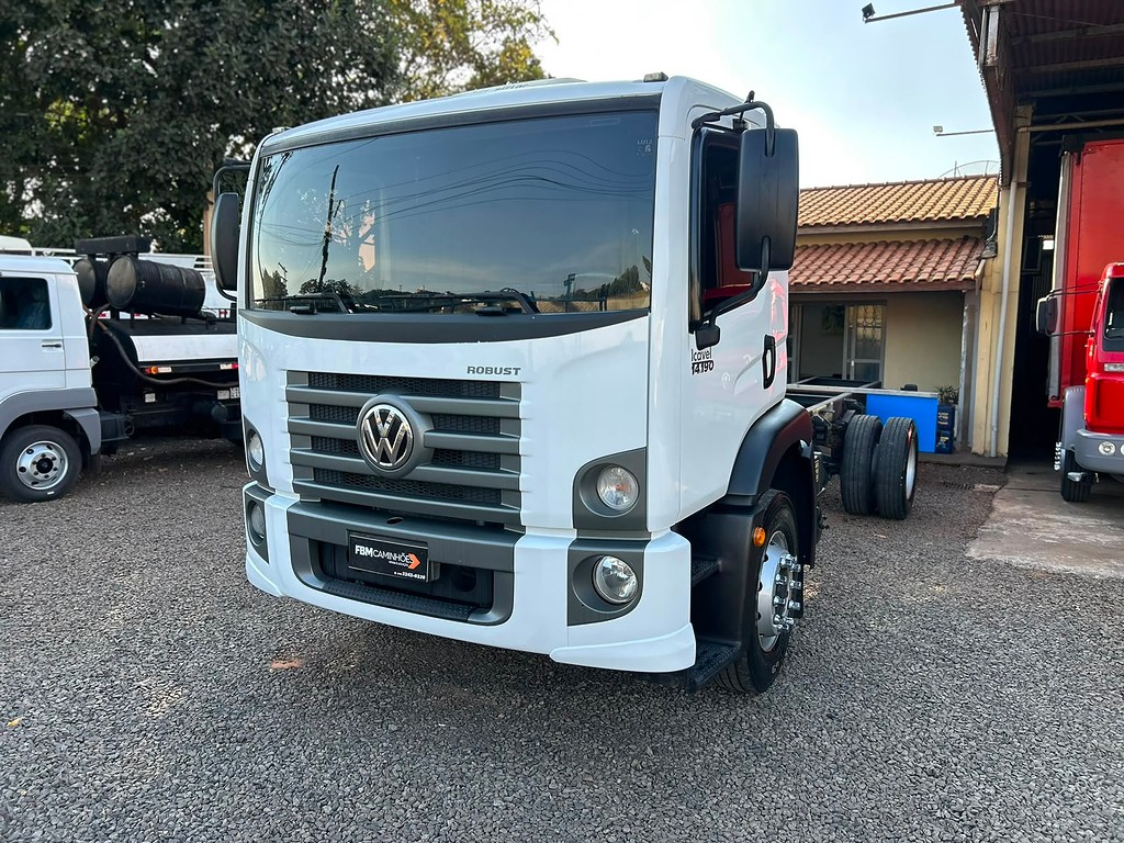 Caminhão VOLKSWAGEN VW 14190 Chassis ANO 2021 de FBM Caminhões em São Paulo