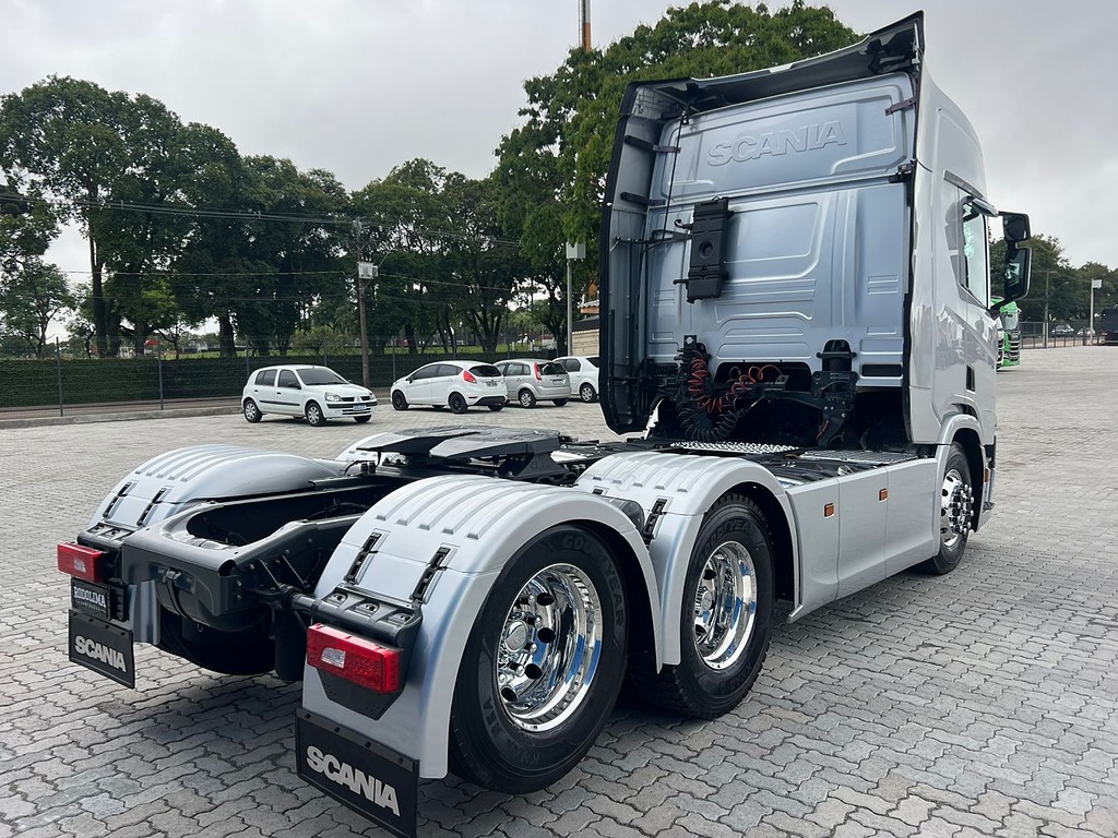 Caminhão SCANIA 450 Cavalo Mecânico ANO 2023 de Rodolima Caminhoes no Paraná