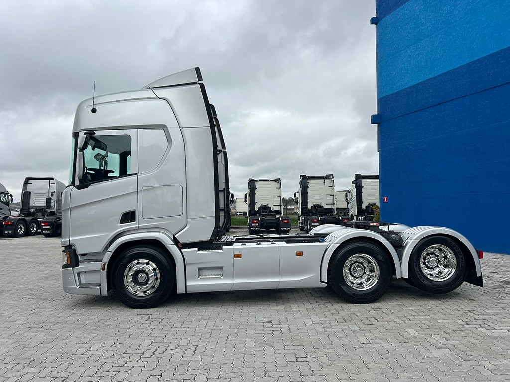 Caminhão SCANIA 450 Cavalo Mecânico ANO 2023 de Rodolima Caminhoes no Paraná