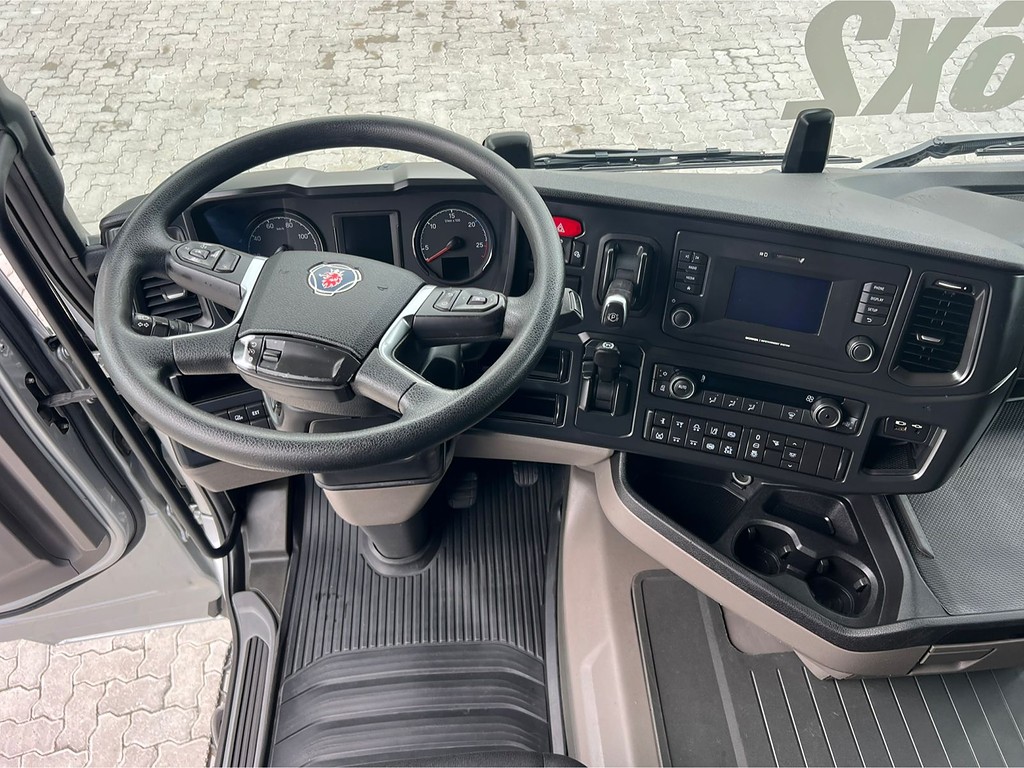 Caminhão SCANIA 450 Cavalo Mecânico ANO 2023 de Rodolima Caminhoes no Paraná