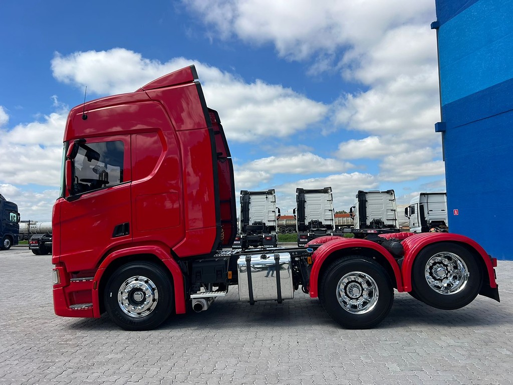 Caminhão SCANIA 450 Cavalo Mecânico ANO 2022 de Rodolima Caminhoes no Paraná