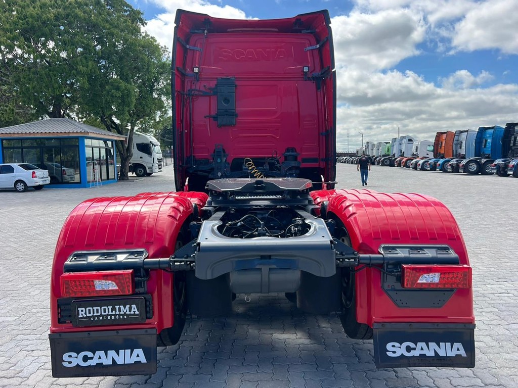 Caminhão SCANIA 450 Cavalo Mecânico ANO 2022 de Rodolima Caminhoes no Paraná