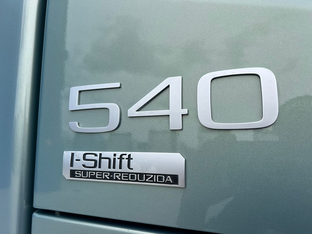 Caminhão VOLVO FH 540 Cavalo Mecânico ANO 2025 de Rodolima Caminhoes no Paraná