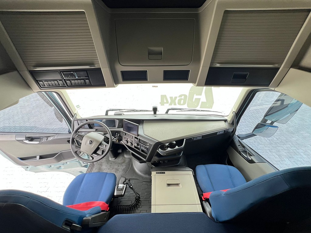 Caminhão VOLVO FH 540 Cavalo Mecânico ANO 2025 de Rodolima Caminhoes no Paraná