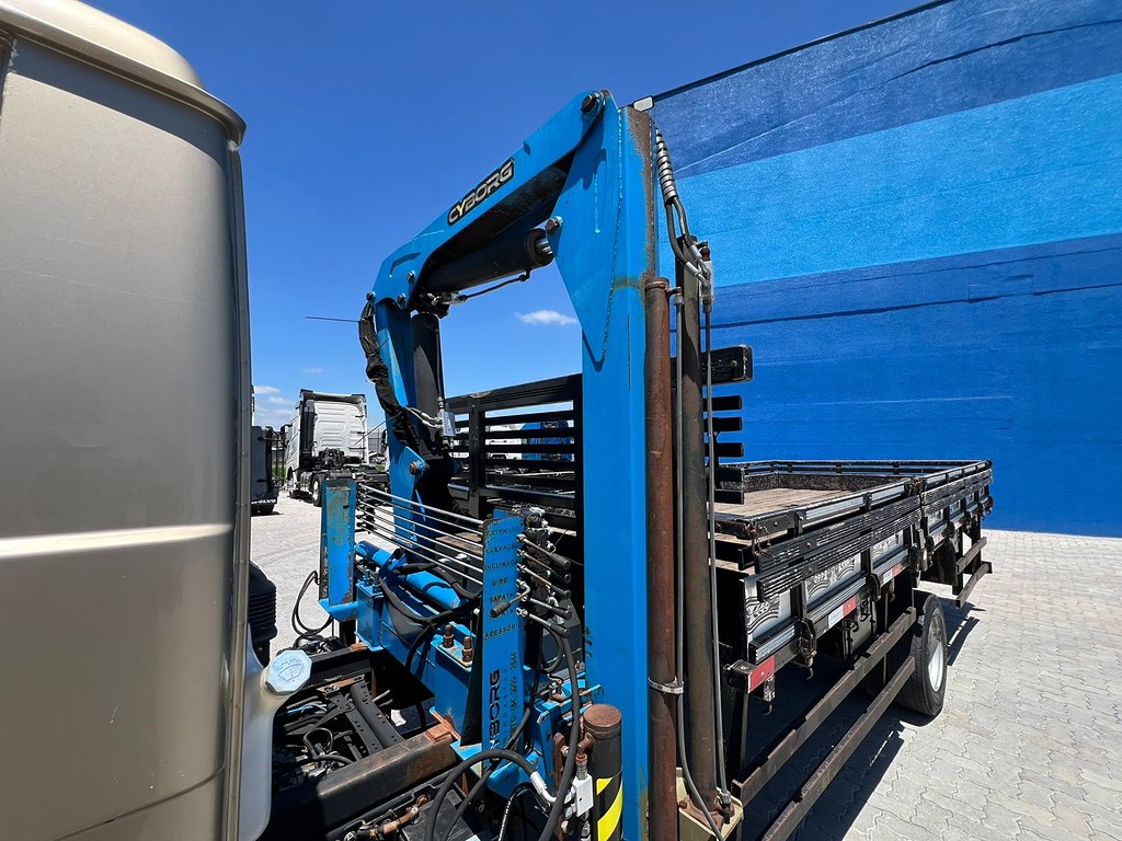 Caminhão VOLKSWAGEN VW 8160 Guincho Munck ANO 2012 de Rodolima Caminhoes no Paraná