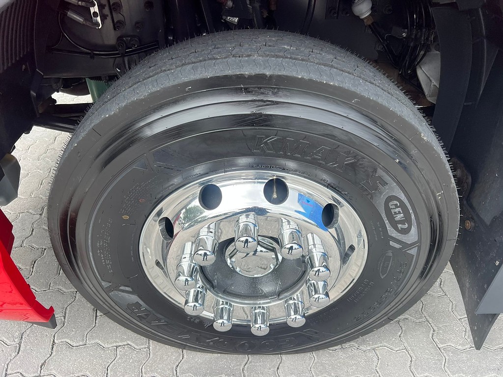 Caminhão VOLVO FH 540 Cavalo Mecânico ANO 2022 de Rodolima Caminhoes no Paraná