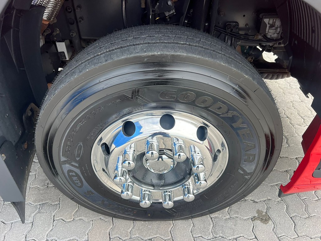 Caminhão VOLVO FH 540 Cavalo Mecânico ANO 2022 de Rodolima Caminhoes no Paraná