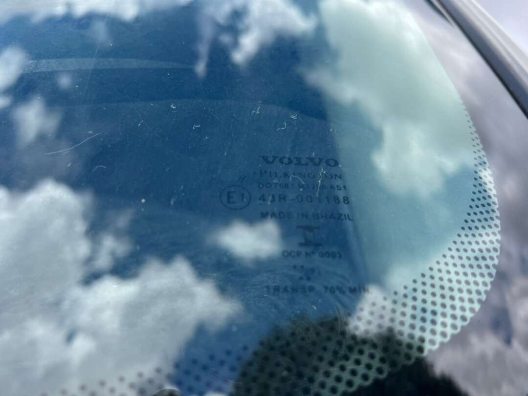 Caminhão VOLVO VM 270 Baú Furgão ANO 2021 de Rodolima Caminhoes no Paraná