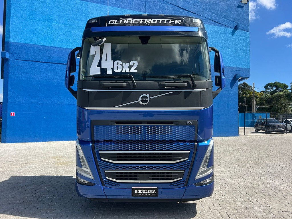 Caminhão VOLVO FH 460 Cavalo Mecânico ANO 2024 de Rodolima Caminhoes no Paraná