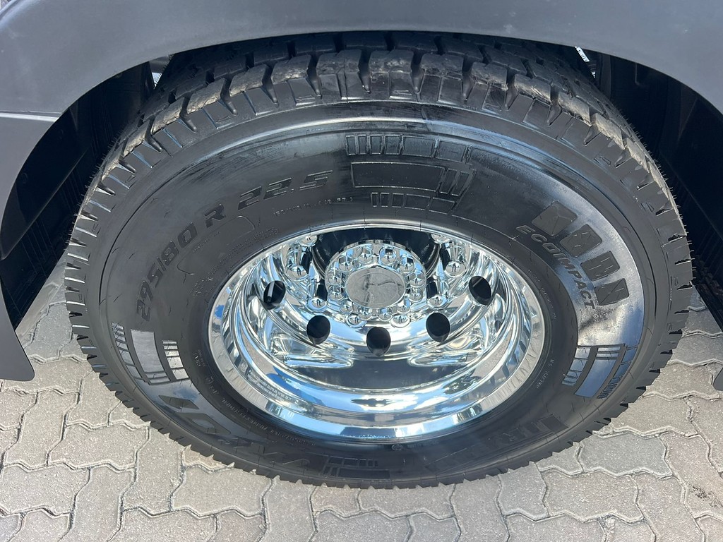 Caminhão VOLVO FH 460 Cavalo Mecânico ANO 2024 de Rodolima Caminhoes no Paraná