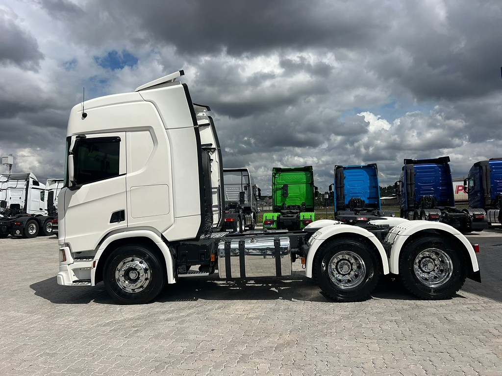 Caminhão SCANIA 540 Cavalo Mecânico ANO 2022 de Rodolima Caminhoes no Paraná