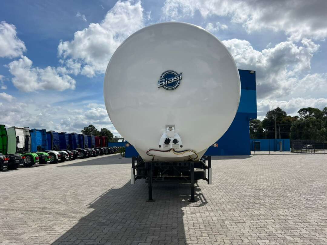 Carreta SEMI-REBOQUE TANQUE ACO Biasi ANO 2019 1+1+1 Vanderleia de Rodolima Caminhoes no Paraná