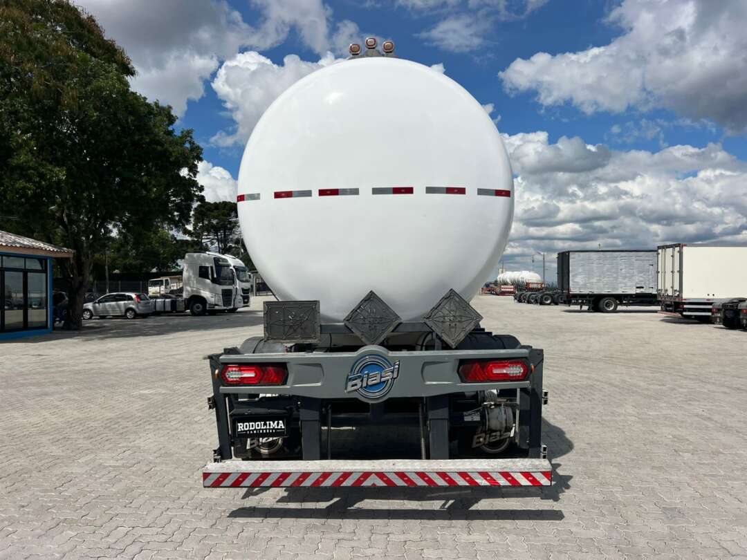 Carreta SEMI-REBOQUE TANQUE ACO Biasi ANO 2019 1+1+1 Vanderleia de Rodolima Caminhoes no Paraná