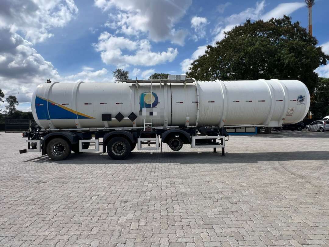 Carreta SEMI-REBOQUE TANQUE ACO Biasi ANO 2019 1+1+1 Vanderleia de Rodolima Caminhoes no Paraná