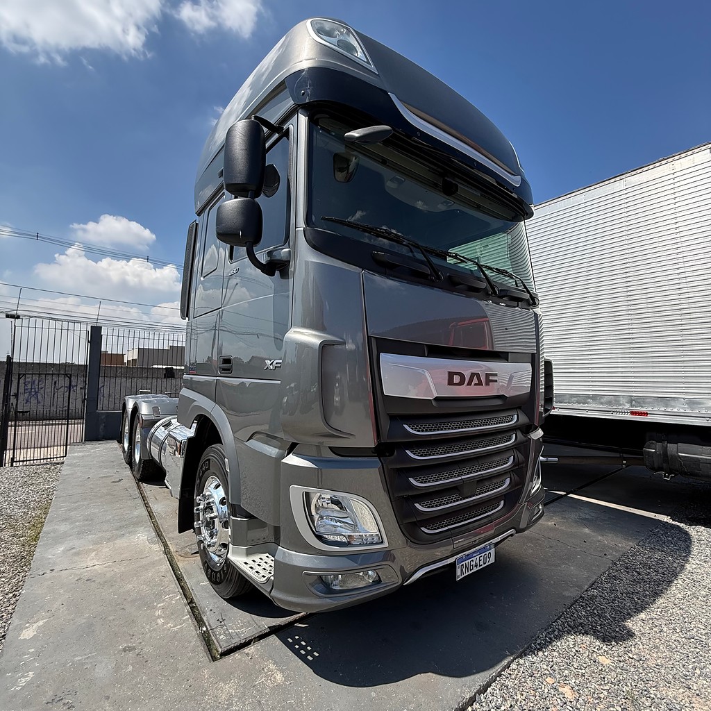 Caminhão DAF DAF&nbsp;XF&nbsp;480 Cavalo Mecânico ANO 2021 de M&S Caminhões no Paraná