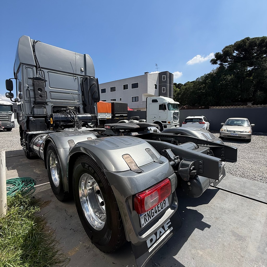Caminhão DAF DAF&nbsp;XF&nbsp;480 Cavalo Mecânico ANO 2021 de M&S Caminhões no Paraná